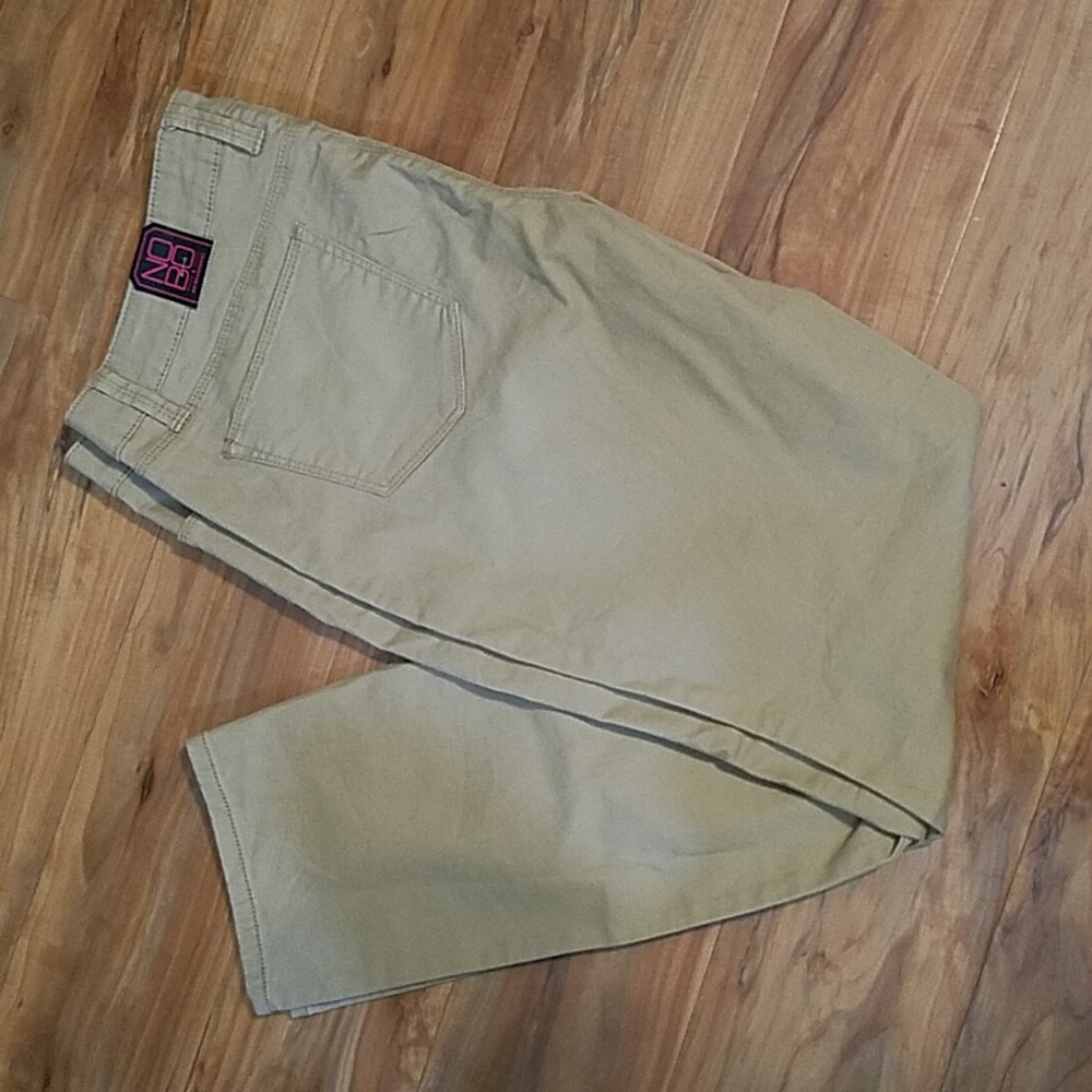 NWT No Boundaries pants